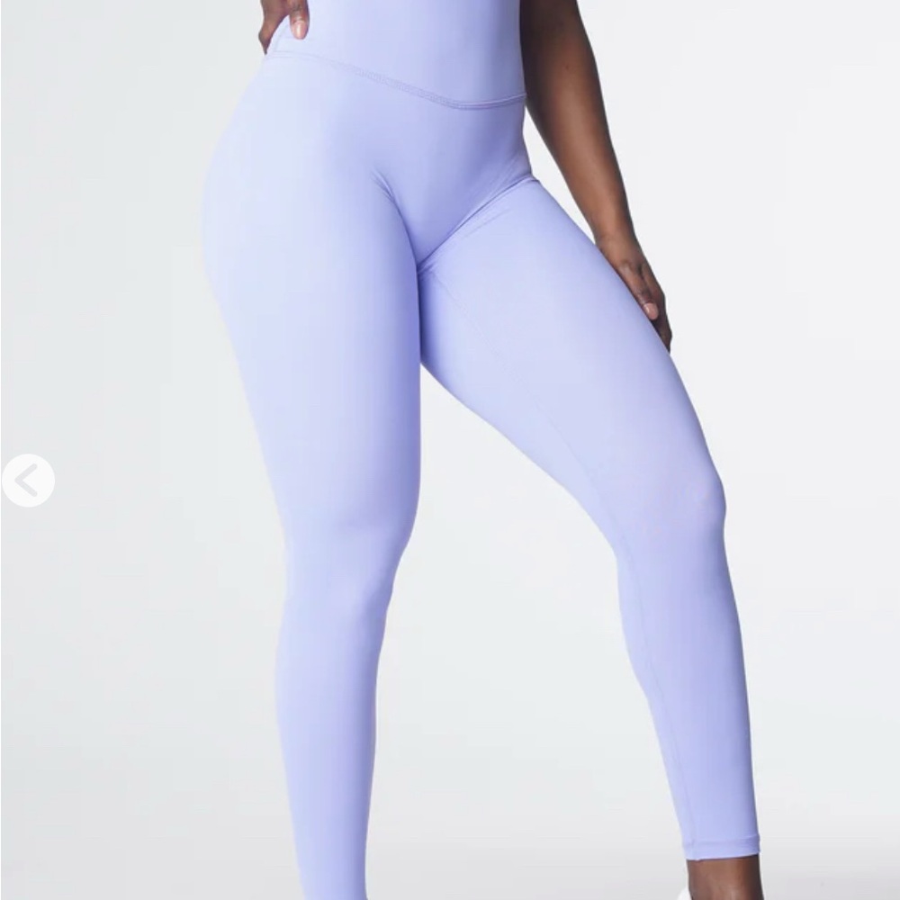 SET - NVGTN signature 2.0 leggings & revolve bra